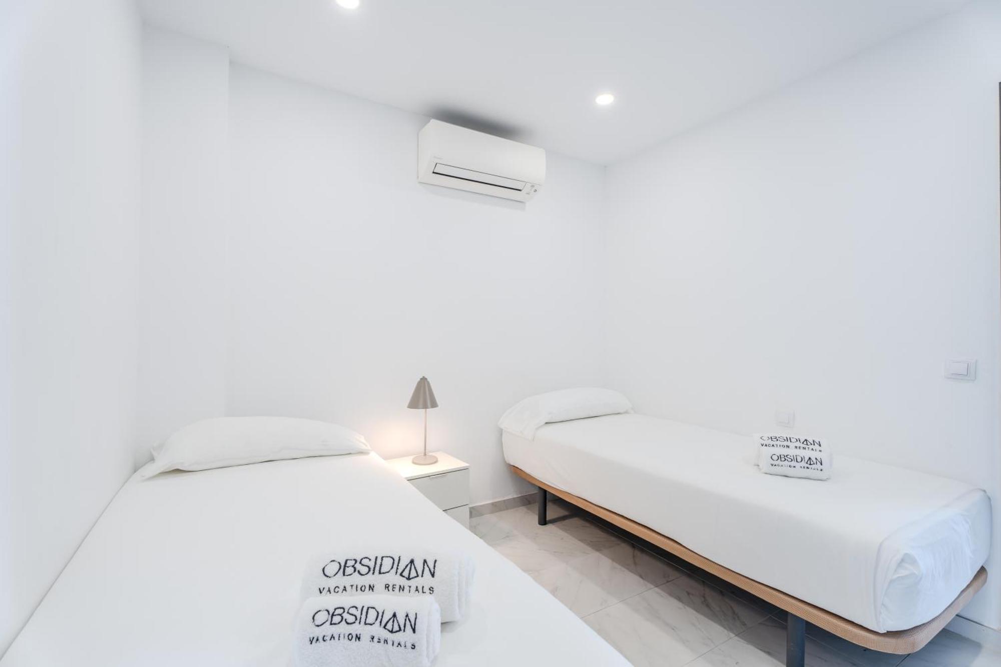 Obsidian Ocean Blue Radazul Apartment Luaran gambar