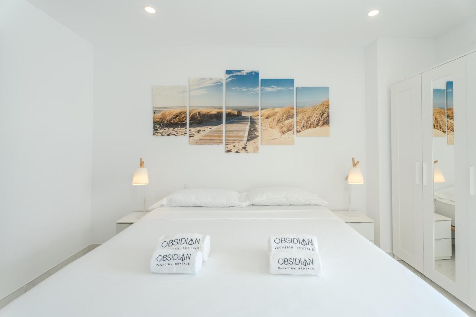 Obsidian Ocean Blue Radazul Apartment Luaran gambar